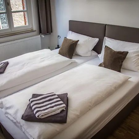 Zur Post Bed and Breakfast 3*