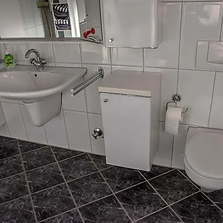 Bed and Breakfast Zur Post 3*