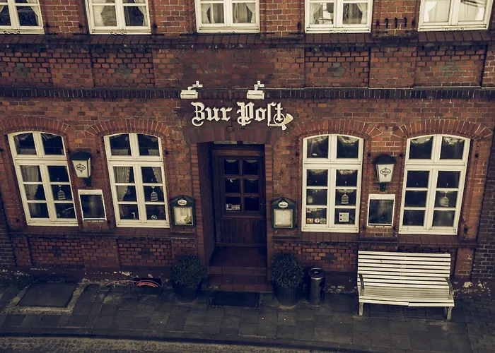 Bed & Breakfast Zur Post 3*