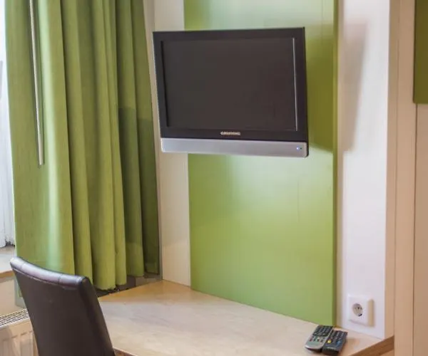 Zur Post Bed & Breakfast 3*