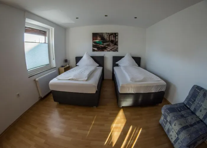 Bed & Breakfast Zur Post 3*